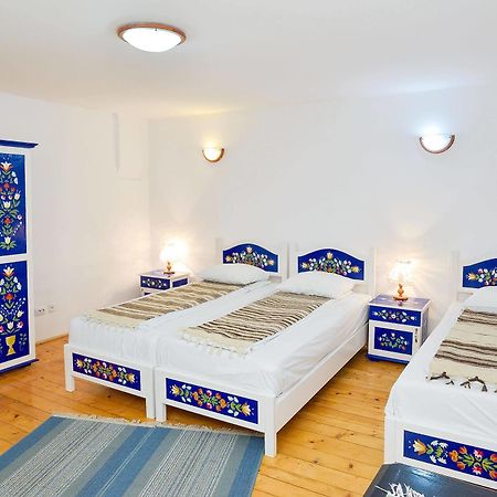 Pension Bassen Bazna Bagian luar foto